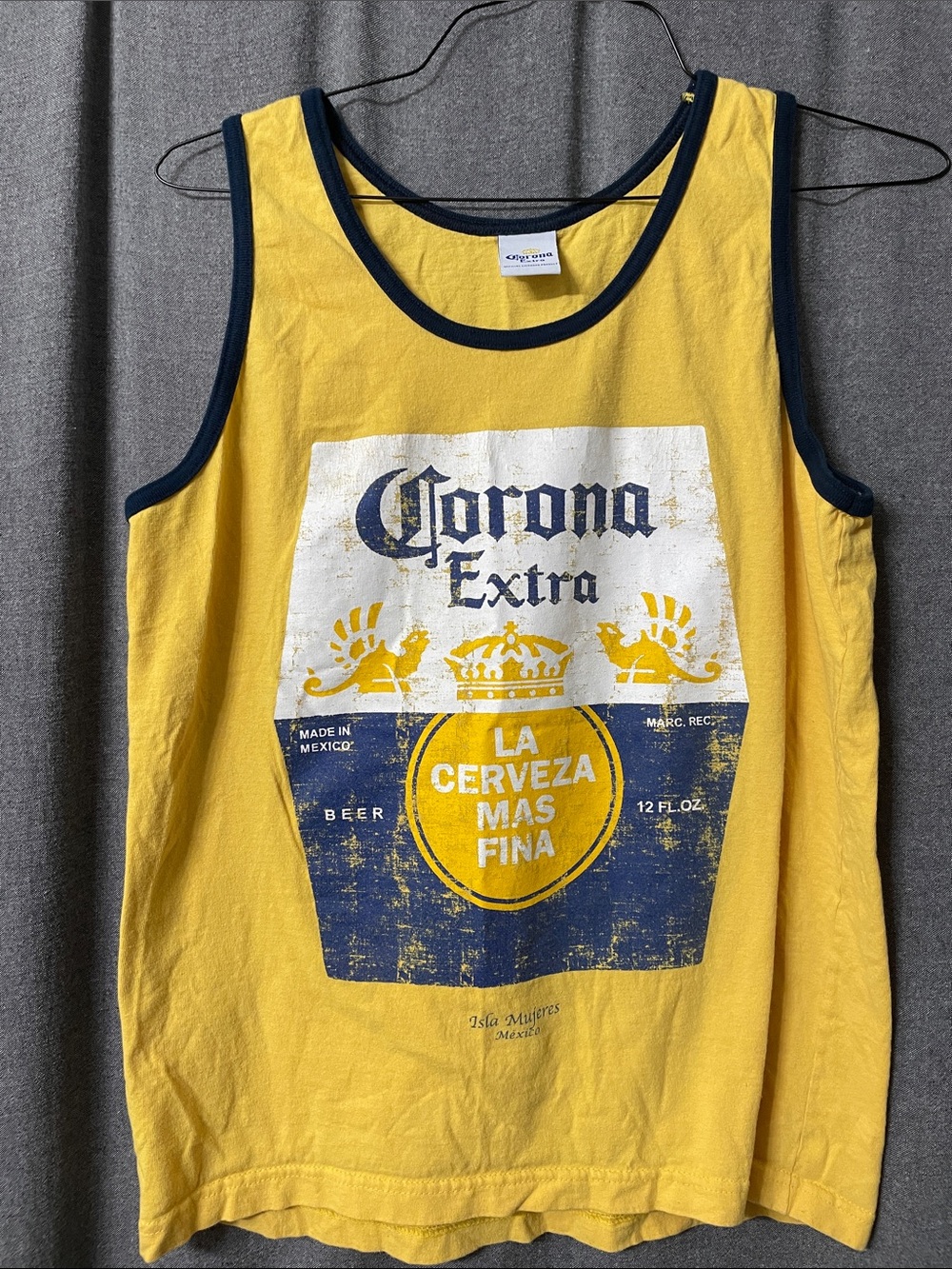 PINK Victoria's Secret Women’s Coral Logo Tank Top with Two Additional Tanks - Picture 5 of 10